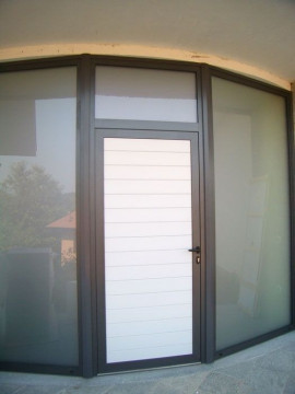 Tamplarie din aluminiu